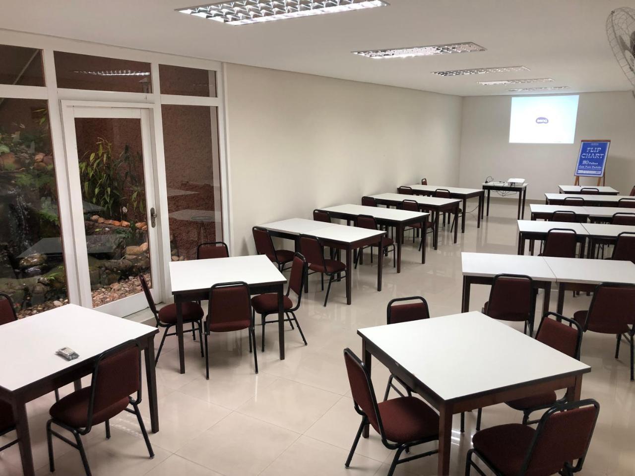 רג'יסטרו Regis Hotel II מראה חיצוני תמונה